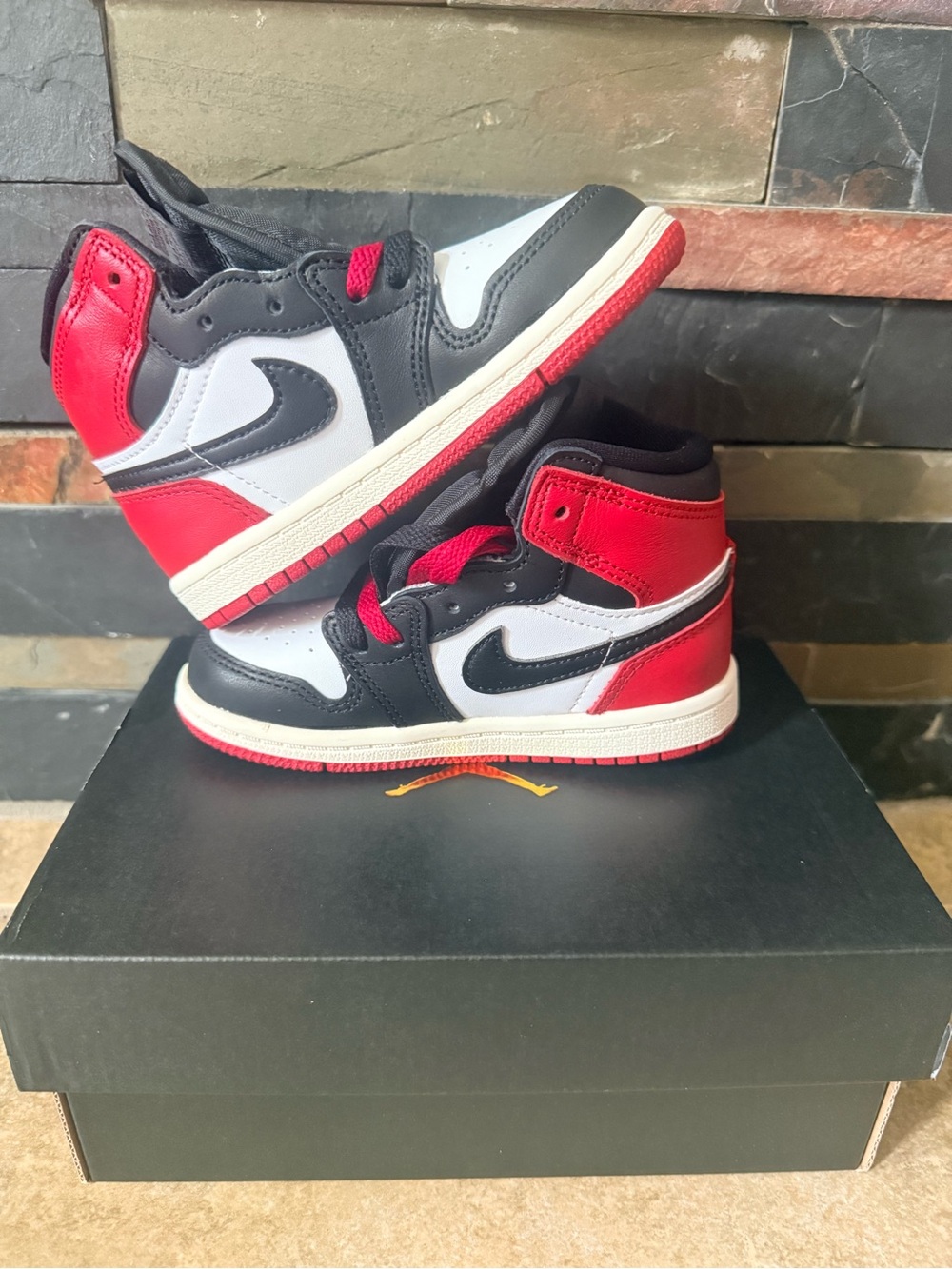 Nike Air Jordan 1 Retro High OG (TD) Toddler Size 8C Chicago New FAST SHIPPING